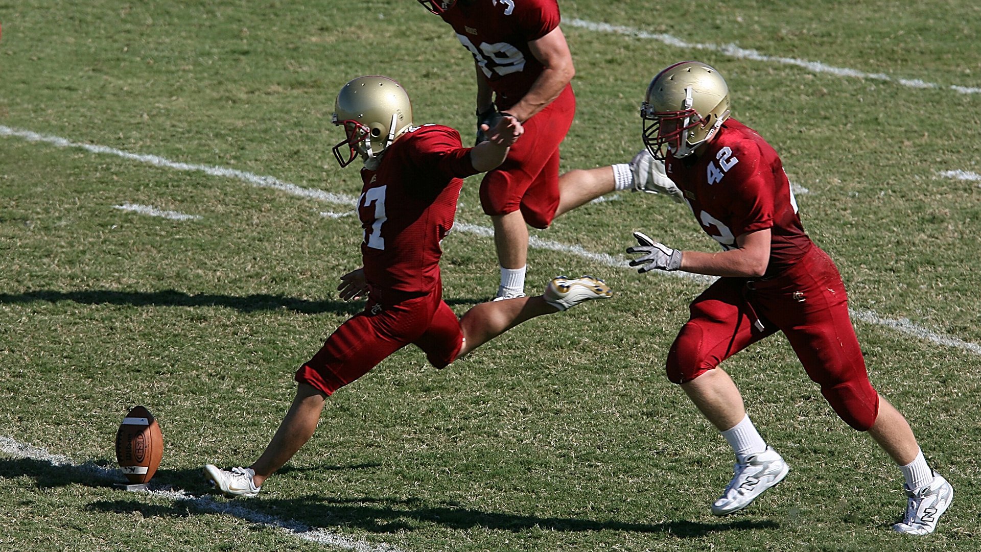 中国足球品牌建设亟需创新策略，我国足球品牌前十排名